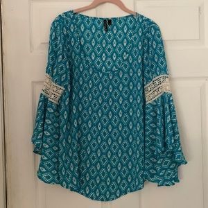 Heart soul - blue and white - Size Large